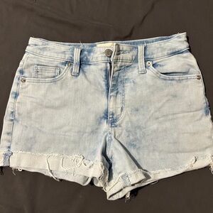 Universal Thread Light Wash Jean Shorts